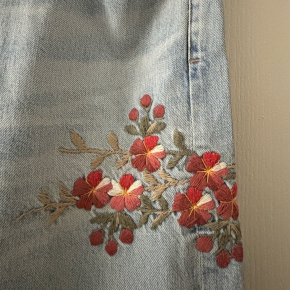 Citizen of Humanity Liya High Rise Classic Fit Crop Embroidered Jeans - Picture 3 of 7